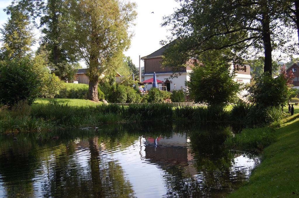 Landgasthof "Am Park" Rottendorf Esterno foto